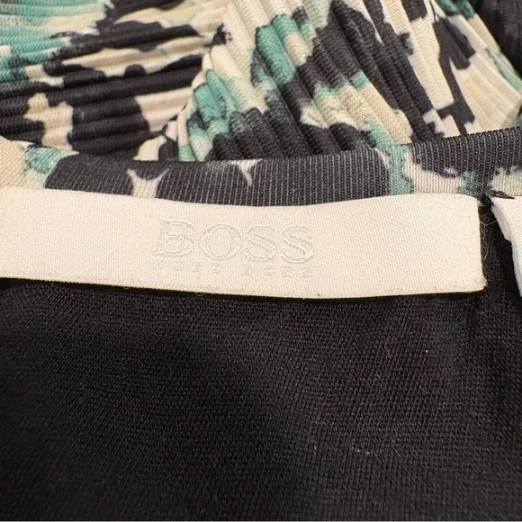 Hugo Boss Green and Black Abstract Long Sleeve Dress Size Medium - Picture 10 of 16